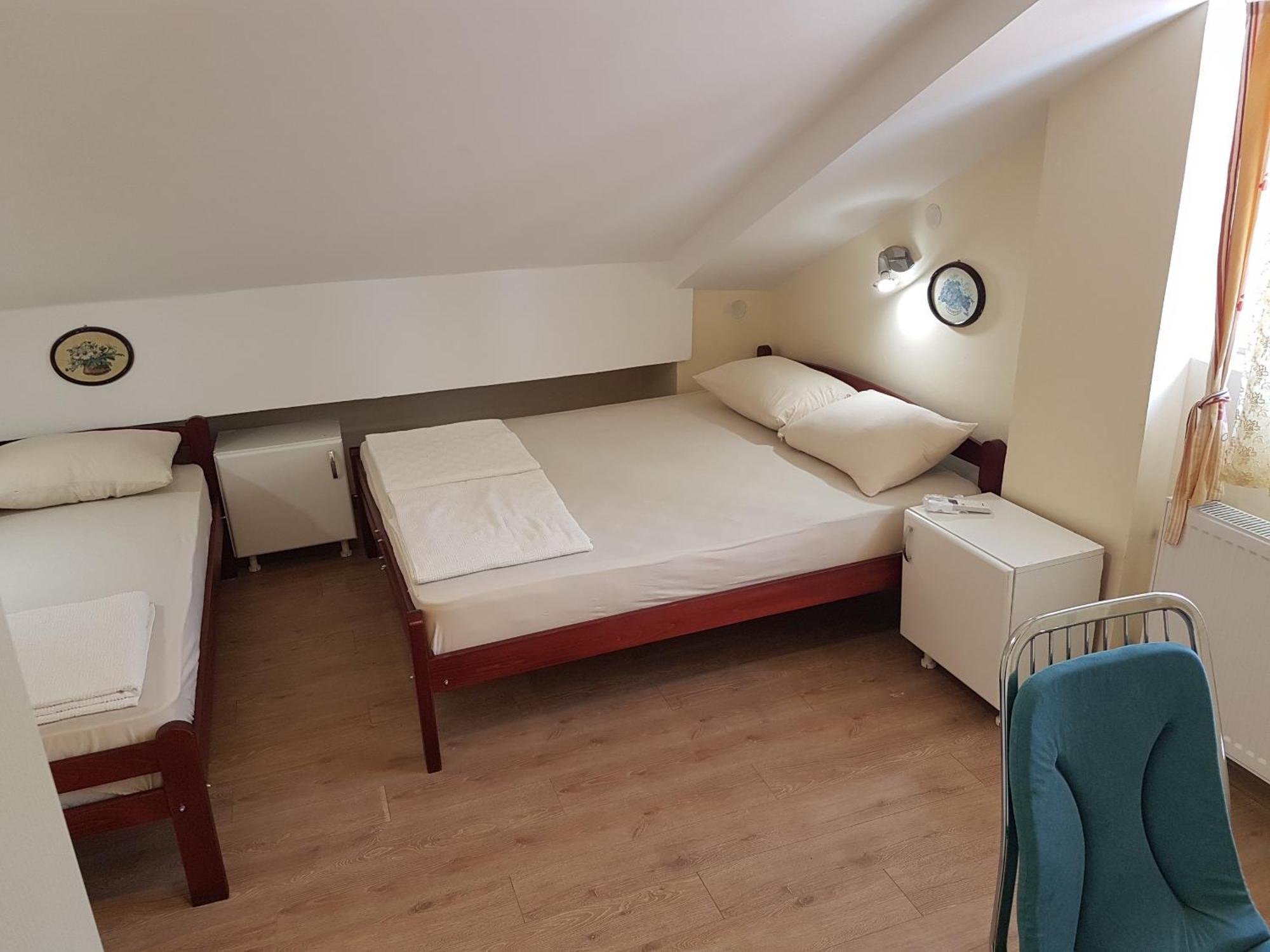 Hostel Beko Valjevo Bilik gambar