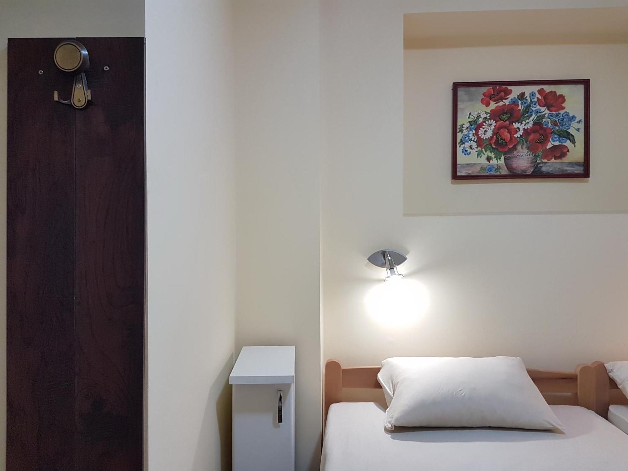 Hostel Beko Valjevo Bilik gambar